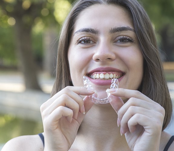 The Advantages of Invisible Braces: Comfort, Convenience, and Aesthetics -  Wilmington Orthodontic Center